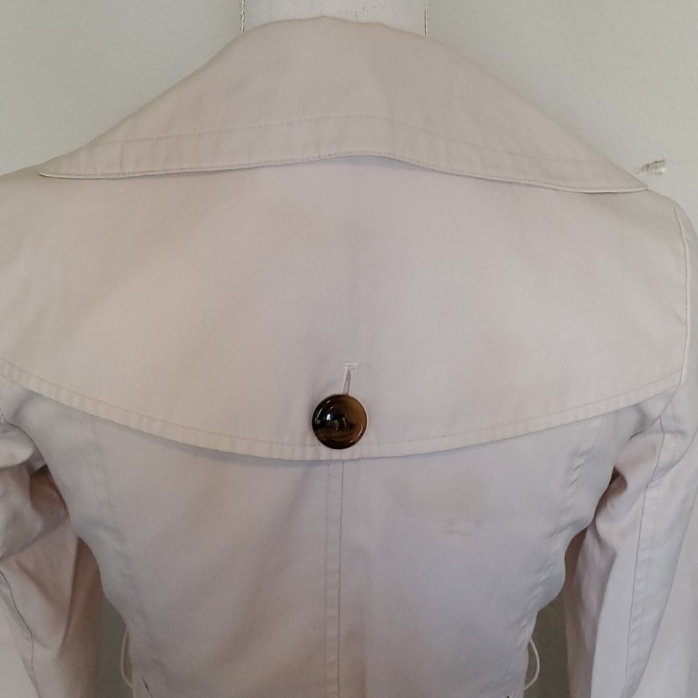 Jacket - Picture 4 of 5